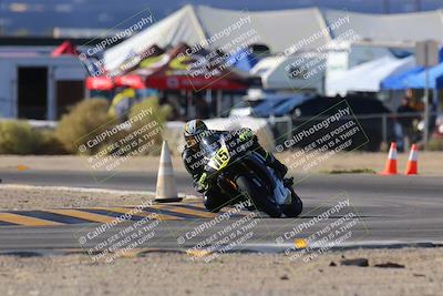 media/Dec-17-2023-CVMA (Sun) [[bf0c04832d]]/Race 2 Amateur Supersport Open/